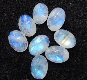 Cabochon de pierre de lune ronde 100% naturelle 6MM, pierres précieuses en vrac avec reflet de feu bleu pour la fabrication de bijoux - Product Image 5