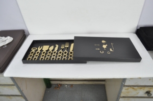 Juego de Cubiertos Decorados en Oro de 5 Piezas, Juego de Cuchillos para Queso Artesanales de 5 Piezas, Juego de Cubiertos de Lujo en Caja de Regalo Dorada de 10 Piezas - Product Image 6