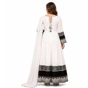 Vestidos Kuchi de seda afgana vintage de alta calidad a precio mayorista, con MOQ bajo y precio bajo. - Product Image 3