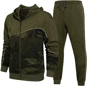 Survêtement de sport d'hiver à capuche rouge et noir de haute qualité pour hommes, avec logo personnalisé, conception OEM, vêtements de sport ajustés, vente en gros - Product Image 6