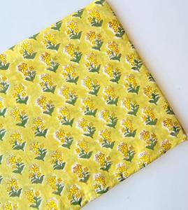 Tissus en coton imprimés à la main en jaune, sur mesure, idéaux pour la confection de housses de coussin, adaptés à la revente, tissus pour la maison, tissus textiles - Product Image 1