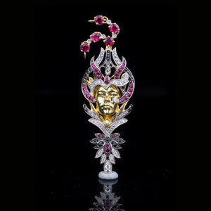 Pendentif de luxe en or 18 carats avec rubis et diamants, breloque à thème, cadeau unisexe, bijoux - Product Image 3