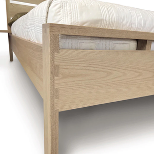 Wholesale Scandinavian Solid Wood <b>Bed</b> | Minimalist Japandi Floating Slat <b>Platform</b> <b>Bed</b> <b>Frame</b> - Product Image 5