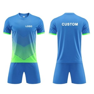 Maillot de football original en gros 2026 – Kit de football personnalisé avec impression numérique, short respirant 100 % polyester à séchage rapide - Product Image 3