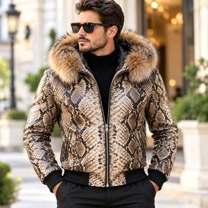 Chaqueta de Motociclista Premium para Hombre, de Cuero de Pitón Genuino, con Capucha de Piel de Zorro |   Chaqueta de cuero para hombre |   Chaqueta de Cuero para Hombre - Product Image 4