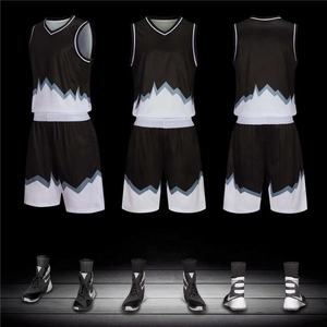 Fabricante de Uniformes de Baloncesto, Conjunto de Camiseta y Pantalones Cortos Sublimados Personalizados, Ropa Deportiva Transpirable, de Secado Rápido y Duradera, 100% Poliéster - Product Image 3