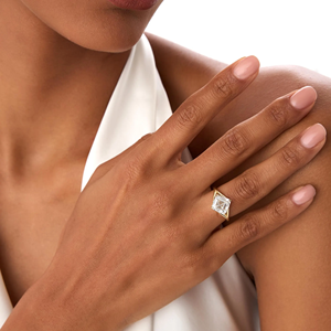 แหวนเพชรทรงแอสเชอร์ 3 กะรัต เพชรเลี้ยงในห้องปฏิบัติการ ทองคำแท้ 14K แหวนหมั้นเพชร แหวนแต่งงาน - Product Image 4