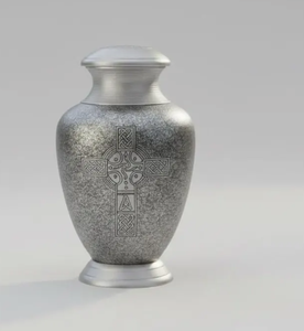 NOUVELLE ARRIVÉE Urne funéraire classique de style européen en laiton/aluminium avec croix argentée pour adultes, chats/chiens - Product Image 1