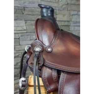 Silla de Montar Profesional de Cuero para Caballo, Silla de Equitación Personalizada Estilo Western Hecha a Mano, Fabricante Mayorista OEM - Product Image 5