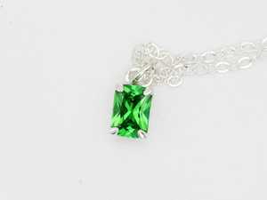Sterling Silver Green <b>Emerald</b> <b>Pendant</b> Green Cubic Zirconia Gemstone <b>Pendant</b> Minimalist Jewelry Wholesale Supplier - Product Image 6