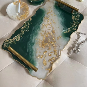 Plateau de service décoratif en résine artisanale de haute qualité personnalisé pour la maison et les restaurants en provenance d'Inde - Product Image 1