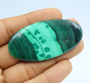Cabujón de malaquita natural colgante, forma ovalada, tamaño de piedra preciosa 60X31X5MM para la fabricación de joyas, precio al por mayor. - Product Image 2