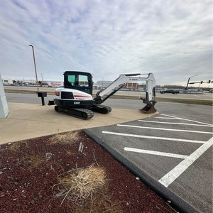 Miniexcavadora Bobcat E42 de Uso Pesado para Movimiento de Tierras, Jardinería, Excavación de Zanjas, Demolición y Construcción Profesional - Product Image 2