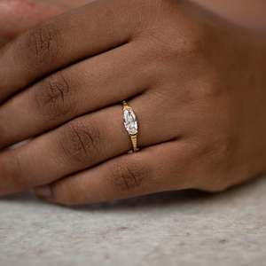 Women's Marquise Cut <b>Diamond</b> <b>Ring</b> In Yellow Gold Classic Style Engagement - Product Image 4