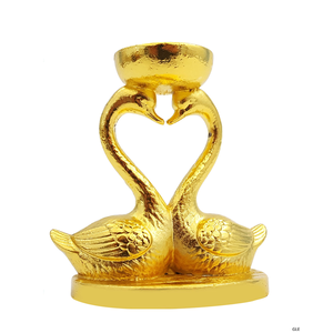 Portavelas de Aluminio Contemporáneo a Precio de Mayoreo, Soporte Decorativo de Metal para Velas para Restaurantes y Regalos - Product Image 1