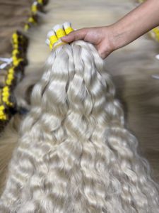 Article populaire : Extensions de cheveux humains vietnamiens 100g, couleur claire, 60cm de long, super double drawn, lots en vrac, ondulés naturels - Product Image 2