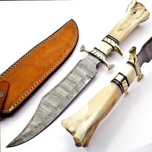 Couteau Bowie de survie et de chasse en acier Damas fait main, personnalisé ODM, manche en os de chameau, étui en cuir, pour camping et randonnée - Product Image 6
