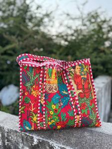 Women's Cotton Quilted Shoulder Bag – Trendy <b>Soft</b> Padded <b>Handbag</b> with Spacious Storage, Comfortable Strap Bag - Product Image 3