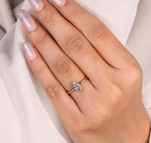 Anillo de Diamante Cultivado en Laboratorio con Corte Marquesa de 2 Quilates, Certificado por IGI, CVD HPHT, E VS1, con Anillo de Oro Blanco de 14K, Joyería de Boda/Compromiso para Mujer - Product Image 5
