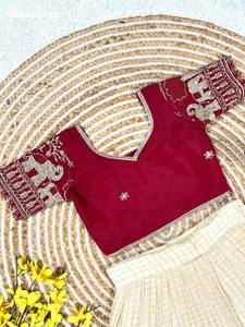 Lehenga acampanado de viscosa pesada con seda y tejido a cuadros, listo para usar, con blusa de manga bordada con motivos animales. Exportador indio. - Product Image 6
