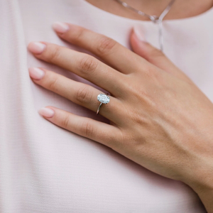 แหวนเพชรดีไซน์เนอร์ทรงวงรี เพชรสร้างในห้องปฏิบัติการ ทอง 14K พลอยสำหรับทำแหวน พลอยสังเคราะห์ พลอยเม็ดเดี่ยว - Product Image 1