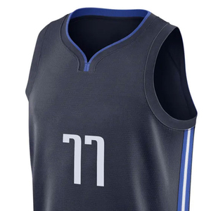 Débardeur de basket-ball personnalisé avec nom et numéro - Polyester respirant, parfait pour le sport et les tenues décontractées, idéal pour les activités de plein air - Product Image 4