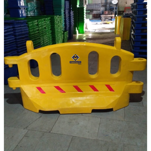Barricadas de Tráfico de Plástico Modernas en Forma de T de Alta Calidad 2026, Barrera de Seguridad Vial Duradera Llena de Agua para Jardines, Proveedor de Jardinería - Product Image 4