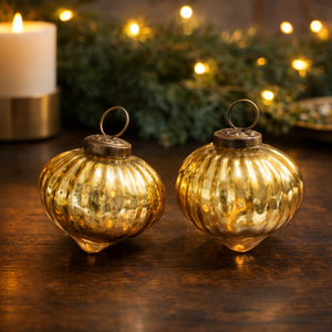 VIXM-14046 Boule de Noël suspendue en verre en forme d'oignon, décoration élégante pour arbre de Noël |   Ornement de luxe de haute qualité pour la maison et la décoration festive - Product Image 3