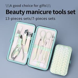 Ensemble de manucure et kits de toilettage vert menthe en acier inoxydable, outils de beauté avec étui en cuir, produits tendance par ANAAIF - Product Image 2