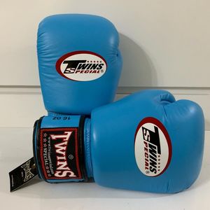 Guantes de Entrenamiento Profesionales para Kick Boxing y Muay Thai, Cierre Ajustable, Transpirables, Absorben la Humedad, Protección UV, PU RL-BG-196 - Product Image 4