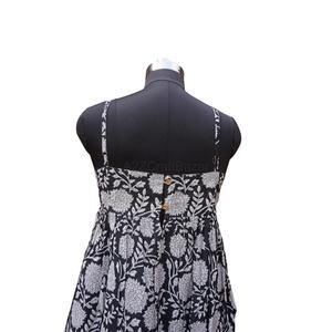 Vestido Midi Bohemio de Punto 100% Algodón, Cuello en V, Estampado Floral, Sin Mangas, Silueta Ajustada para Fiestas de Verano - Product Image 6