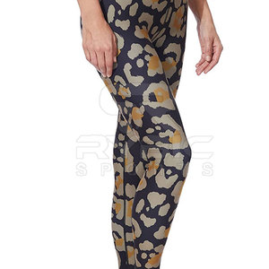 Leggings de sublimación para mujer de producción OEM confiable, con material ligero y color duradero. - Product Image 6