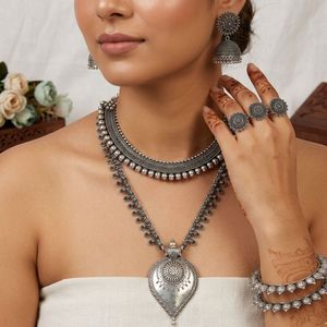 ชุดสร้อยคอชุบออกซิไดซ์แฟชั่น |   เครื่องประดับดีไซน์พิเศษสำหรับผู้หญิง - Product Image 1