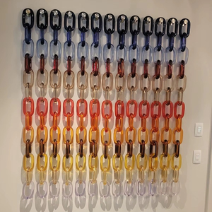 Modern Design Colorful Resin Art Decorative Chain Links Customizable Logo Handmade for Diwali Birthday Wedding Occasions - Product Image 1