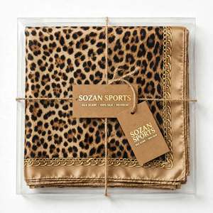 Écharpe en soie à imprimé feuilles pour femme avec bordure chaîne dorée, châle carré en satin, accessoire de mode estival, cadeau, extérieur - Product Image 3