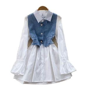 Top en jean corset moderne à coupe classique, effet vieilli, avec boutons, écologique, structuré, chic décontracté, mode hiver-été - Product Image 3