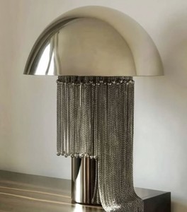 Lampe de table moderne de luxe en fer avec abat-jour en forme de dôme et chaîne, décoration artisanale pour la maison, idéale pour le salon, pour la fête de Diwali - Product Image 2