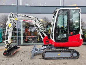 Miniexcavadora Takeuchi, Excavadora Compacta de Orugas para Jardinería, Construcción de Caminos y Granjas - Product Image 4