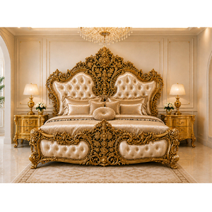 Colección de Dormitorio Royal Aurelia Palace, Cama King Size de Madera de Teca Tallada a Mano en Oro Antiguo con Mesitas de Noche a Juego, Juego de Muebles - Product Image 1