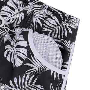 Shorts de course pour femmes de qualité supérieure, séchage rapide et respirant, impression intégrale par sublimation, vente en gros - Product Image 2