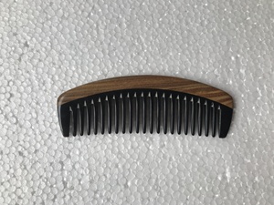 Venta caliente Peine de cuerno de búfalo único Peine de pelo de cuerno completamente natural de alta calidad Mejor producto al por mayor - Product Image 3