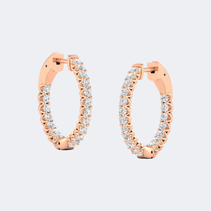 Pendientes de Aro con Diamantes de Corte Redondo de 1.10CTW con Engaste Compartido Tipo Eternity - Product Image 3