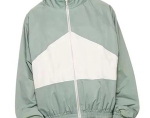 2026 Premium Quality Nylon Windbreaker Set Casual Outdoor 2 Piece Short Set Wind Suit Unisex Sportswear OEM Bulk Supplier - Product Image 4