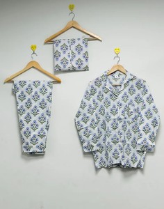 Ensemble de pyjama pour femmes indiennes fait main à Jaipur, imprimé, pour l'été, vêtements de nuit pour la saison printanière, pyjamas de nuit confortables - Product Image 1