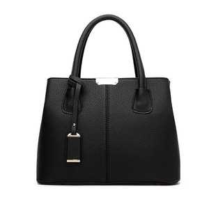 Sac en cuir imperméable pour femme à prix abordable, dernier design, vente en gros - Product Image 1