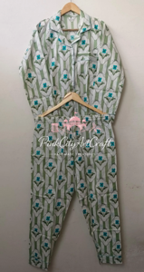 Conjunto de Pijama Elegante de 2 Piezas para Mujer, Hecho a Mano con Algodón Puro, Top Cómodo de Manga Larga con Cuello de Solapa y Pantalones con Cintura Elástica - Product Image 6