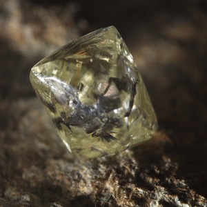Premium Natural Diamond <b>Crystal</b> Collection For Luxury Jewelry Retail Display With Certified Clarity And <b>Rare</b> Sparkle Appeal - Product Image 3