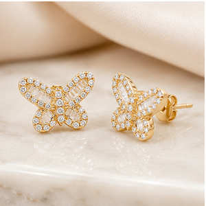 Boucles d'oreilles créoles minimalistes en argent 925 glacé pour femme, motif papillon personnalisé, avec diamants de laboratoire, bijoux de mode pour petite amie - Product Image 4