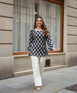 Kurti en coton imprimé fantaisie, à séchage rapide, style indien, pour usage quotidien, prix de gros, vêtement ethnique, bleu marine - Product Image 2