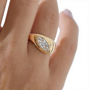 Bague de fiançailles/mariage vintage en or jaune 14 carats avec diamant de laboratoire IGI/GIA, or blanc fin unisexe, pour anniversaire, digne d'une fête - Product Image 1